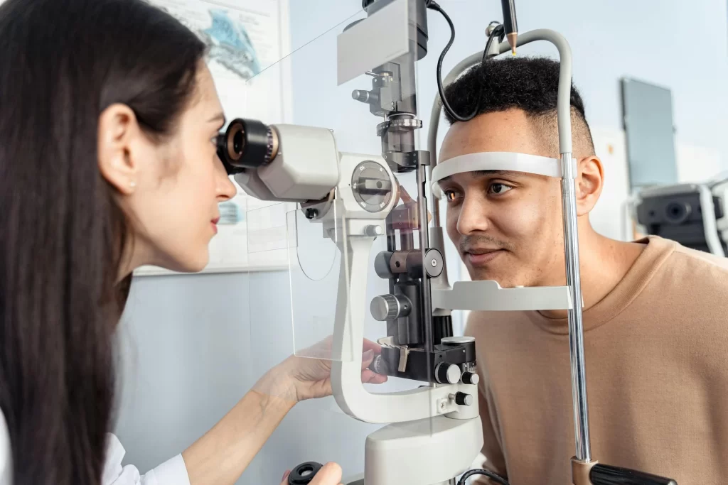 Optometrist Nedir?